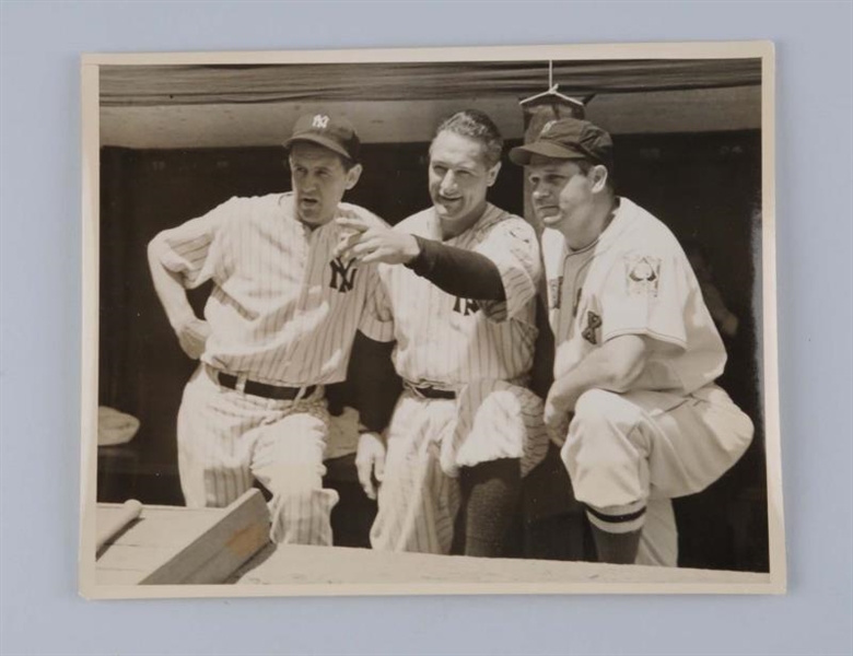 1939 LOU GEHRIG WIRE PHOTO.                       