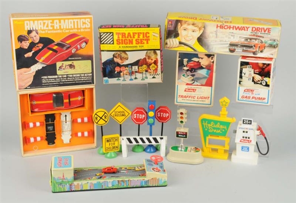 MISC. LOT OF 1960S AUTOMOBILE RELATED TOYS.       