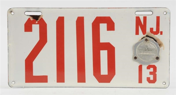 1913 NEW JERSEY PORCELAIN LICENSE PLATE.          