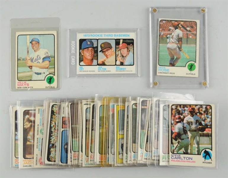 LOT OF APPROX. 40: 1973 TOPPS BASEBALL CARDS.     