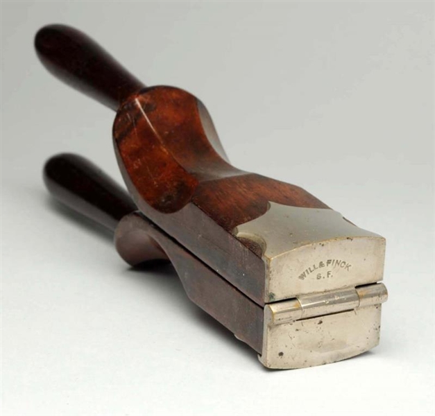 1800’S WILL & FINCK EARLY WOODEN LIME SQUEEZER.   