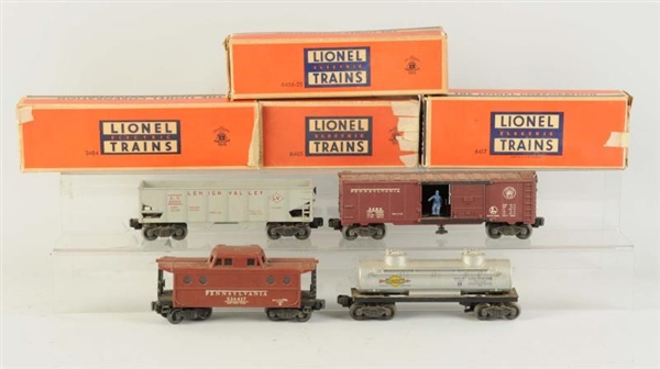 LOT OF 4: LIONEL ROLLING STOCK.                   