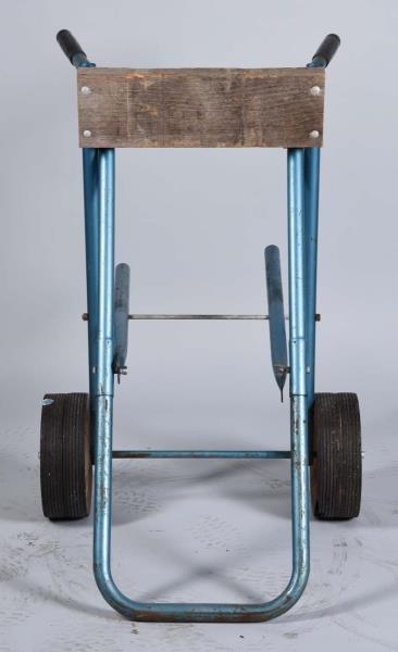 OUTBOARD MOTOR STAND WITH WHEELS                  