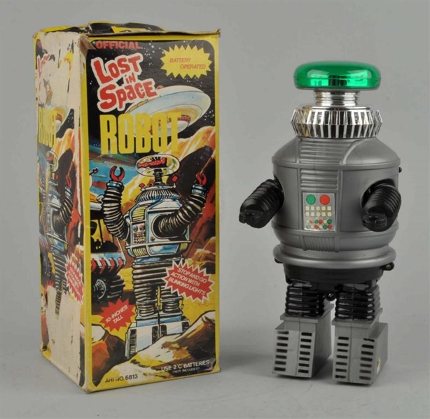 JAPANESE BATTERY-OPERATED LOST IN SPACE ROBOT.    