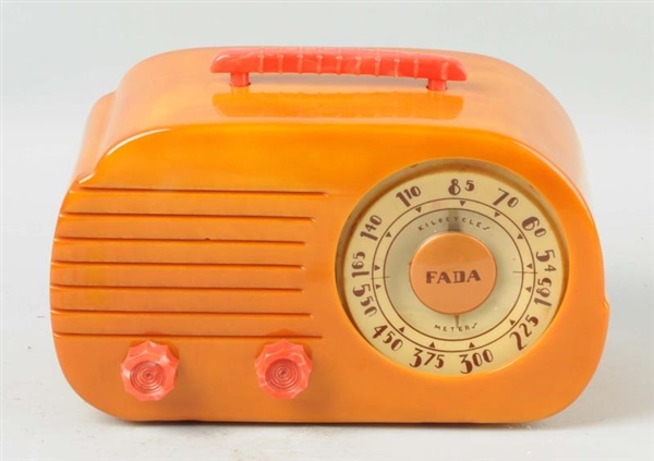 FADA MODEL 845 BAKELITE RADIO.                    