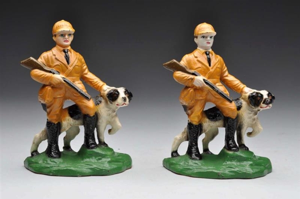 CAST IRON HUNTER WITH RIFLE & HUNTING DOG BOOKENDS