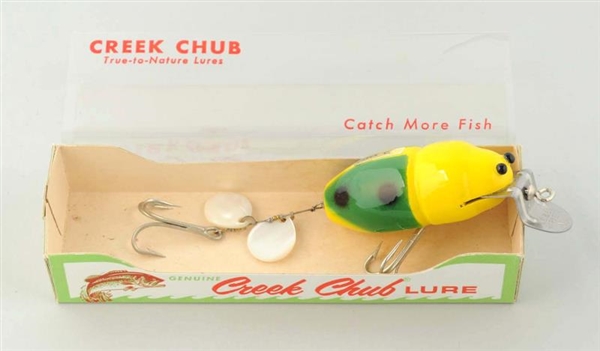 CREEK CHUB #3800 BEETLE WITH BOX.                 