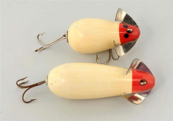 LOT OF 2: JAMISON RED AND WHITE WOOD BAITS.       