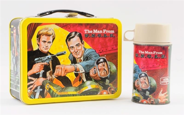 1966 MAN FROM UNCLE LUNCHBOX WITH THERMOS.        