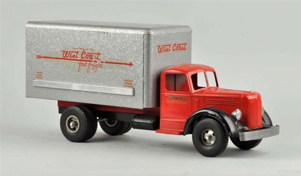 SMITH MILLER WEST COAST FAST FREIGHT TRUCK.       