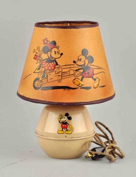 WALT DISNEY MICKEY MOUSE LAMP.                    