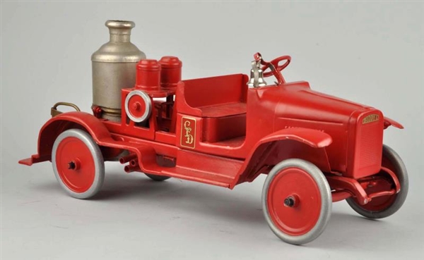 1920S BUDDY L PRESSED STEEL FIRE PUMPER UNIT.    