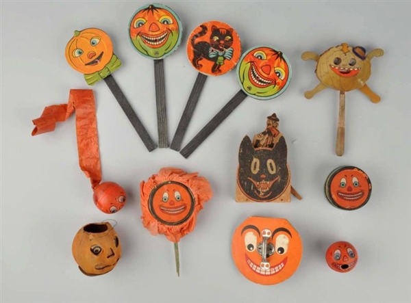 LOT OF ASSORTED HALLOWEEN ITEMS.                  