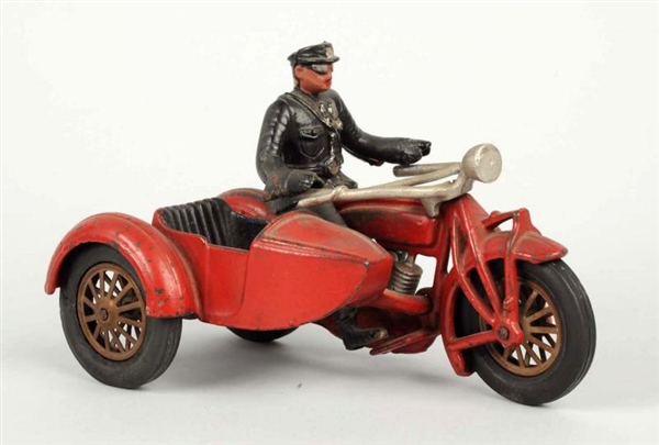 HUBLEY INDIAN MOTORCYCLE COP WITH SIDE CAR.       