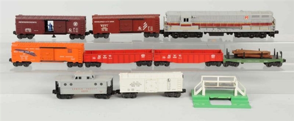 LOT OF 10: LIONEL BOXED SET O/B.                  