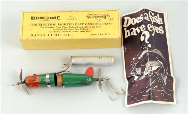 DAVIS LURE CO LECTROLURE IN THE BOX WITH CATALOGUE