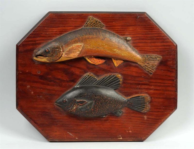 HAND CARVED FISH PLAQUE, UNKNOWN ARTIST.          