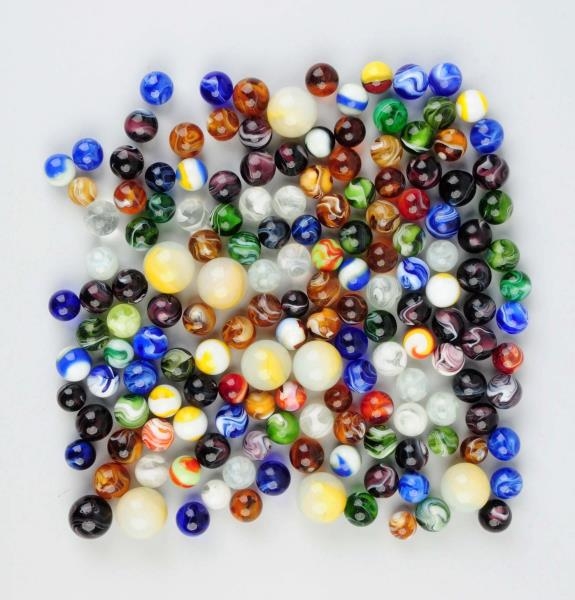 LOT OF APPROX. 160: MACHINE MADE MARBLES.         