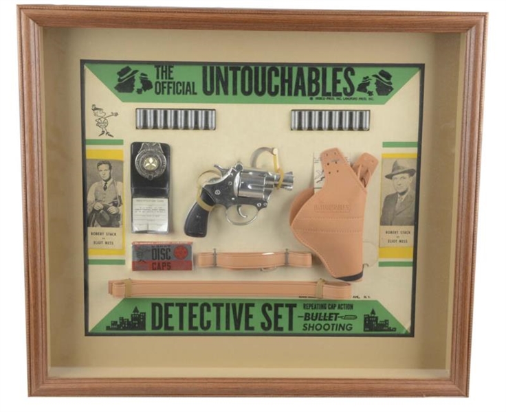 LOUIS MARX NOS UNTOUCHABLES PLAY SET IN FRAME     