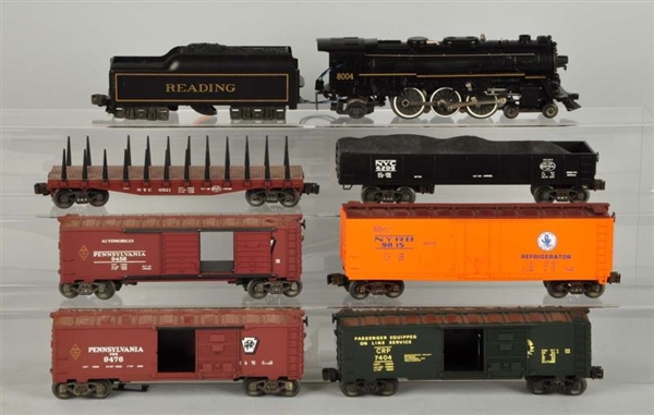 LOT OF 8: LIONEL TRAIN SET WITH BOXES.            