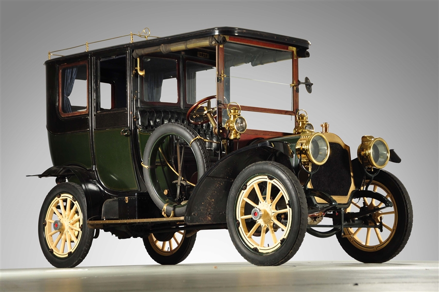 1909 PACKARD MODEL 18 “NA” TOWN CAR.              