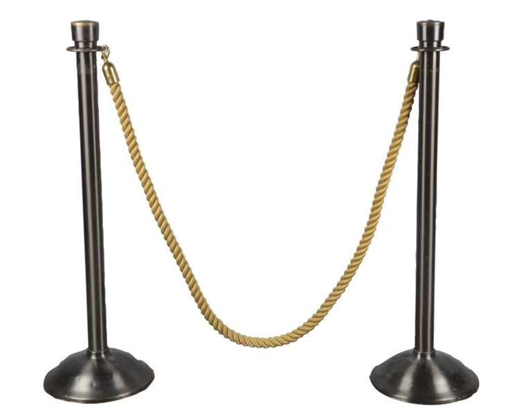 LAWRENCE STANCHIONS AND ROPE ENTRANCE DIVIDER     
