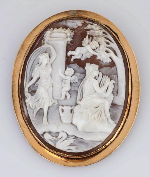 LARGE SHELL CAMEO.                                