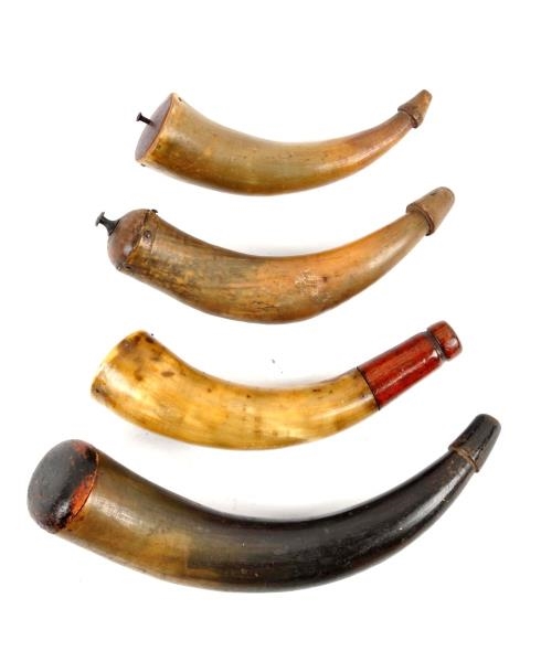 LOT OF 4: EARLY RIFLE POWDER HORNS WITH WOOD CAPS.