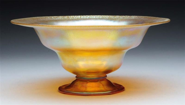 SIGNED L.C. TIFFANY ART GLASS BOWL WITH PEDESTAL. 