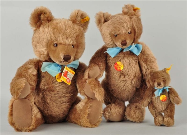 FAMILY OF 3CARAMEL MOHAIR ORIGINAL TEDDY BEARS.   