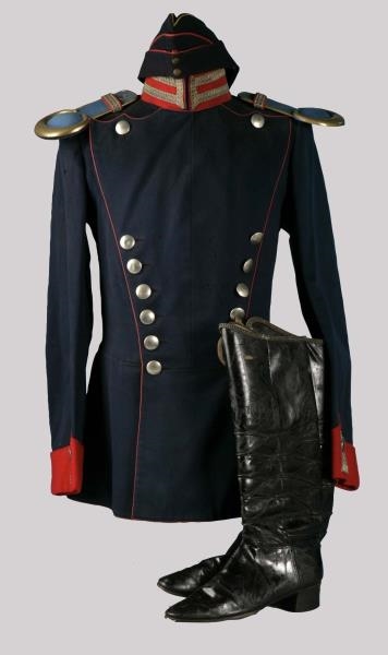 IMPERIAL GERMAN ARTILLERY OFFICER’S TUNIC.        