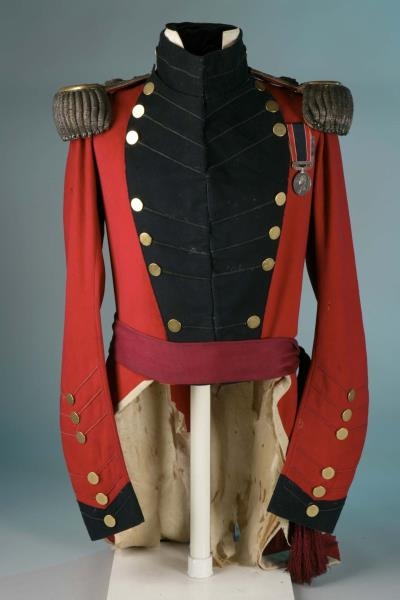 BRITISH OFFICER’S COATEE WITH SASH AND MEDAL.     