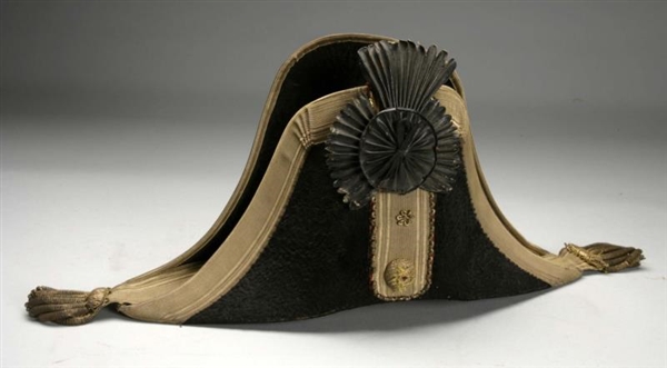 MILITARY OFFICERS CHAPEAU.                       