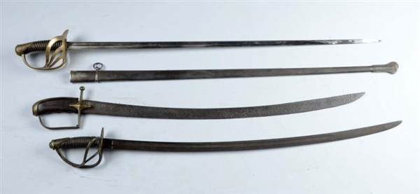 LOT OF 3: CAVALRY & EXCAVATED SABRES.             