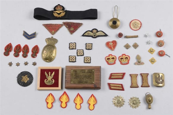 LOT OF 50:  MILITARY INSIGNIA & COLLECTIBLES.     