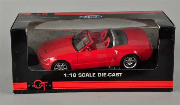 1/18TH SCALE FORD MUSTANG GT IN BOX.              