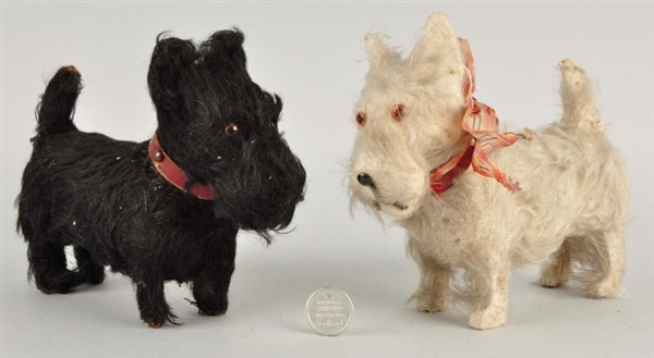TWO SCOTTISH TERRIER DOG CANDY CONTAINERS.        