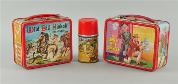 LOT OF 2: LUNCH BOXES.                            
