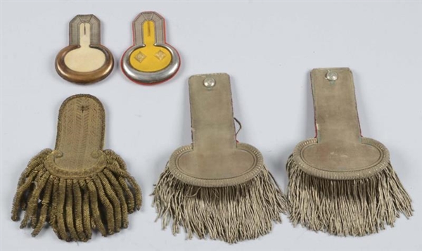 LOT OF 4:  FRENCH OFFICERS & SINGLE EPAULETTES.  