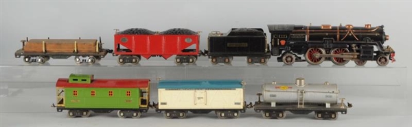 LOT OF 7:LIONEL NO. 392 LOCOMOTIVE & FREIGHT CARS.