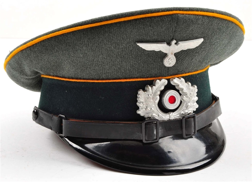GERMAN ARMY ENLISTED CAVALRY VISOR HAT.           