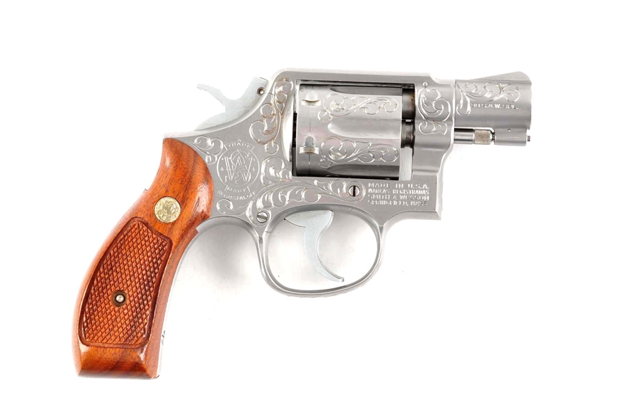 (M) BOXED ENGRAVED S&W MODEL 64-2 REVOLVER.