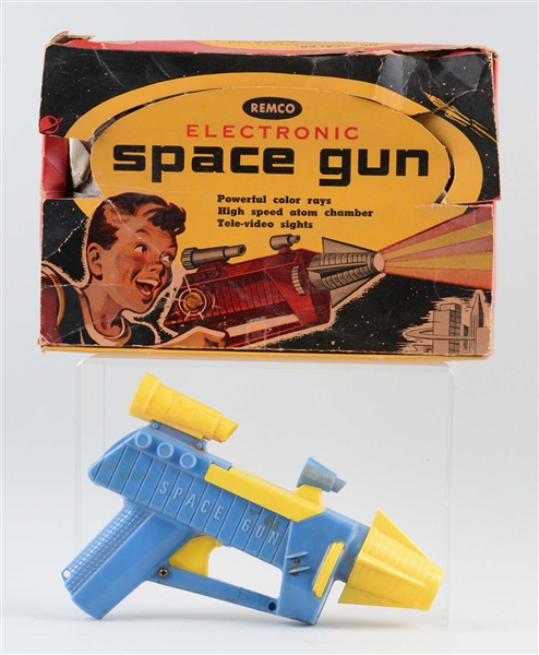 REMCO ELECTRONIC BATTERY OPERATED SPACE GUN.