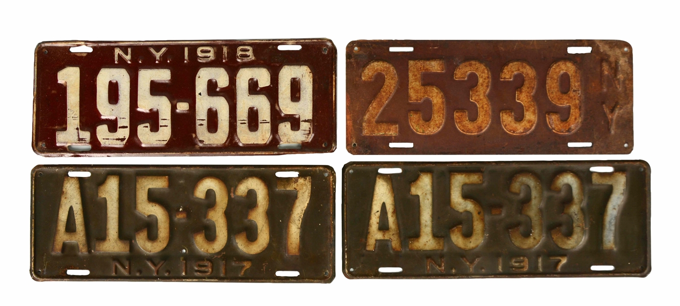 LOT OF 4: EARLY NEW YORK AUTO LICENSE PLATES.