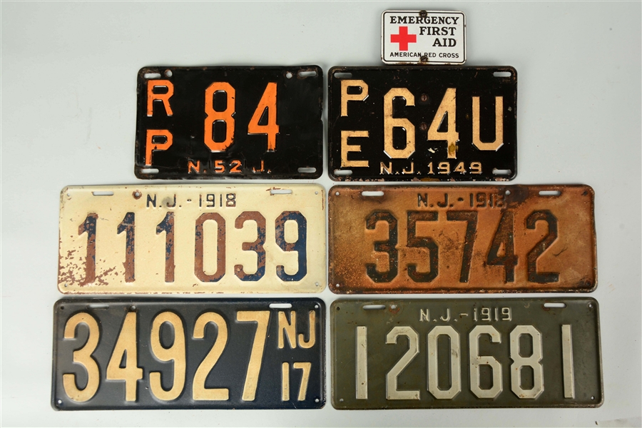 LOT OF 6: EARLY NEW JERSEY AUTO LICENSE PLATES.