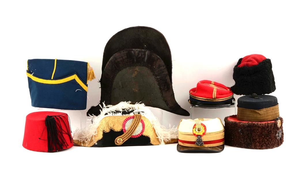 LOT OF 9: MILITARY CAPS & CHAPEAU, ORIGINAL AND REPRODUCTIONS.
