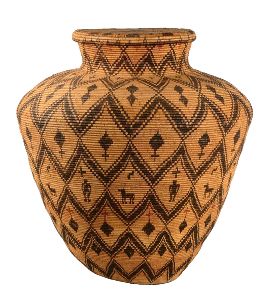 LARGE WESTERN APACHE PICTORIAL POLYCHROME OLLA WITH LID.