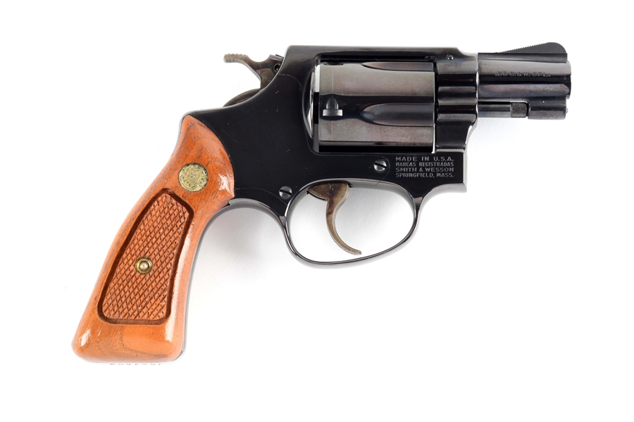 (M) BOXED S&W MODEL 36 DOUBLE ACTION REVOLVER. 