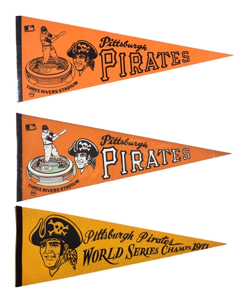 LOT OF 9: PITTSBURGH PENNANTS. 