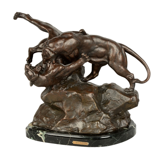 SCULPTURE OF TWO BRAWLING TIGERS.